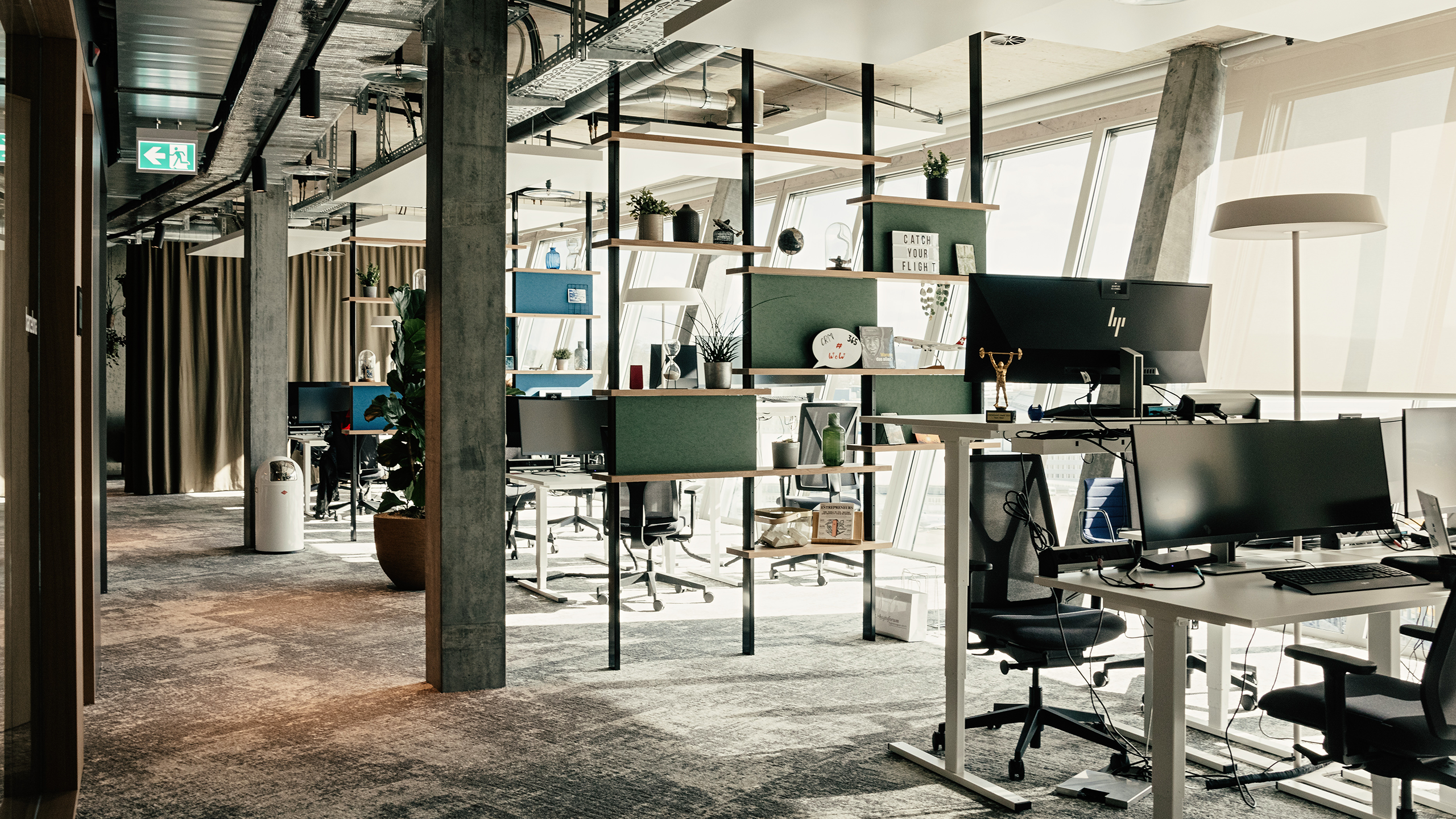 Arbeitsplätze des isolutions Offices in The Cirlce, Zürich Flughafen